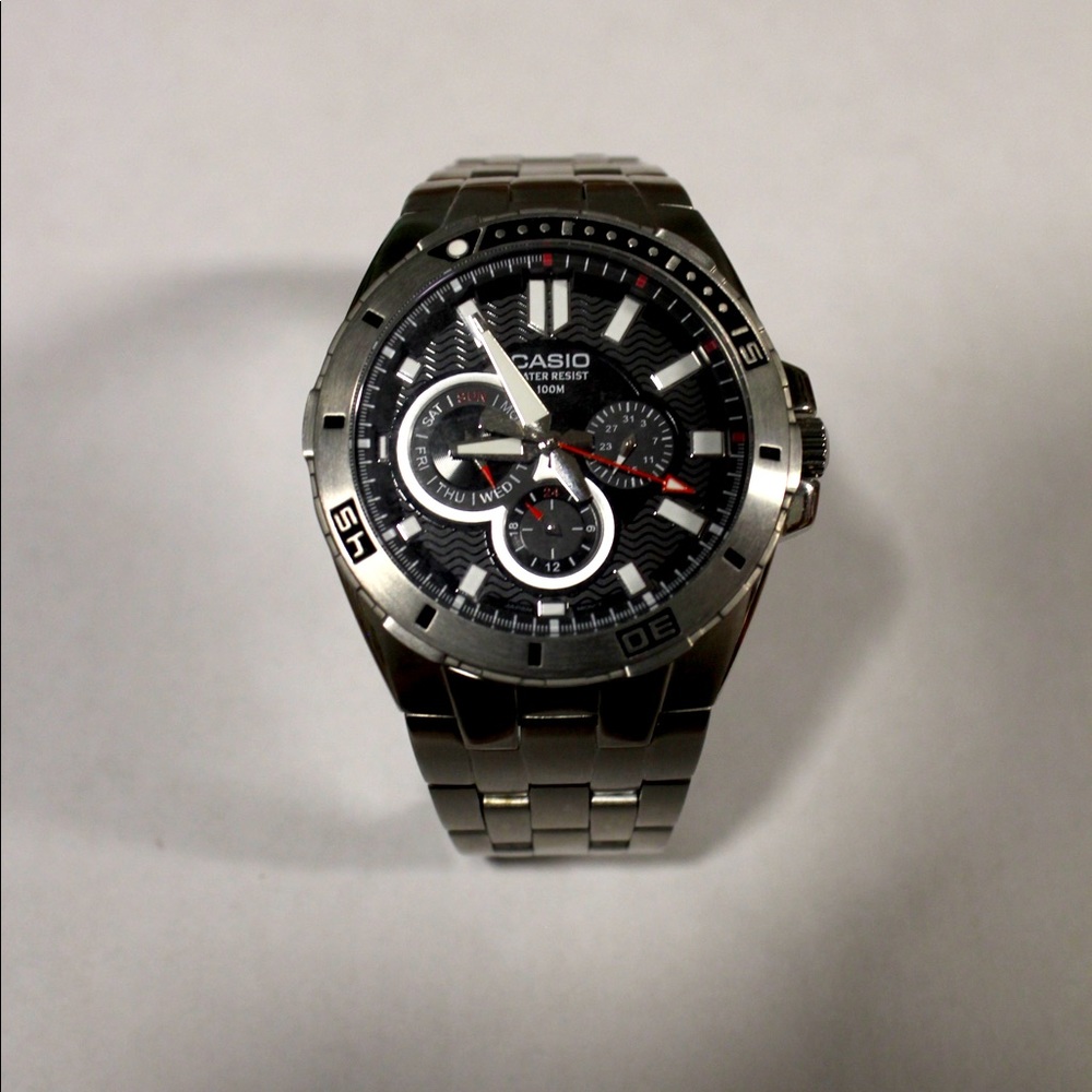 Casio diver watch